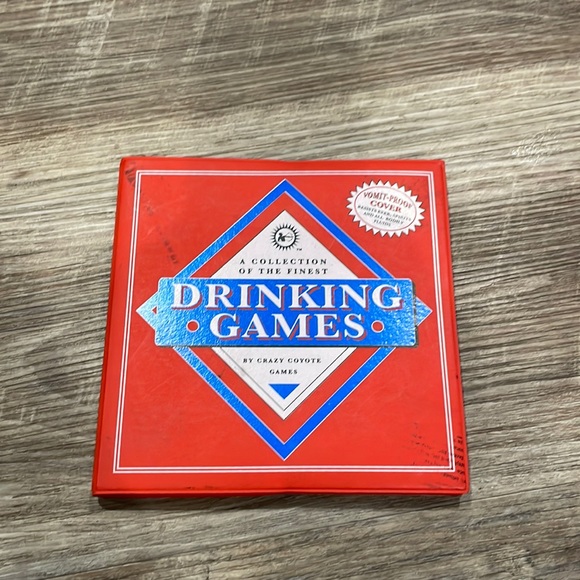 drinking-games book - Picture 1 of 3
